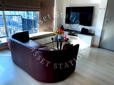 ขายคอนโด : 💎ขายด่วน! Life Ratchadapisek ใจกลางเมืองเหมาะลงทุน 2ห้องนอน กว้างสมราคา🏢✨