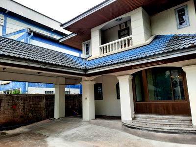 บ้านเดี่ยว ถนนสุขุมวิท : ขายบ้านเดี่ยวทำเลดี – แบริ่ง ซอย 9 ใกล้รถไฟฟ้า