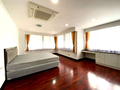 คอนโดให้เช่า : เช่าคอนโด Acadamia Grand Tower/อคาเดเมีย แกรนด์ ทาวเวอร์ (B6901087) ID Line : @condo88