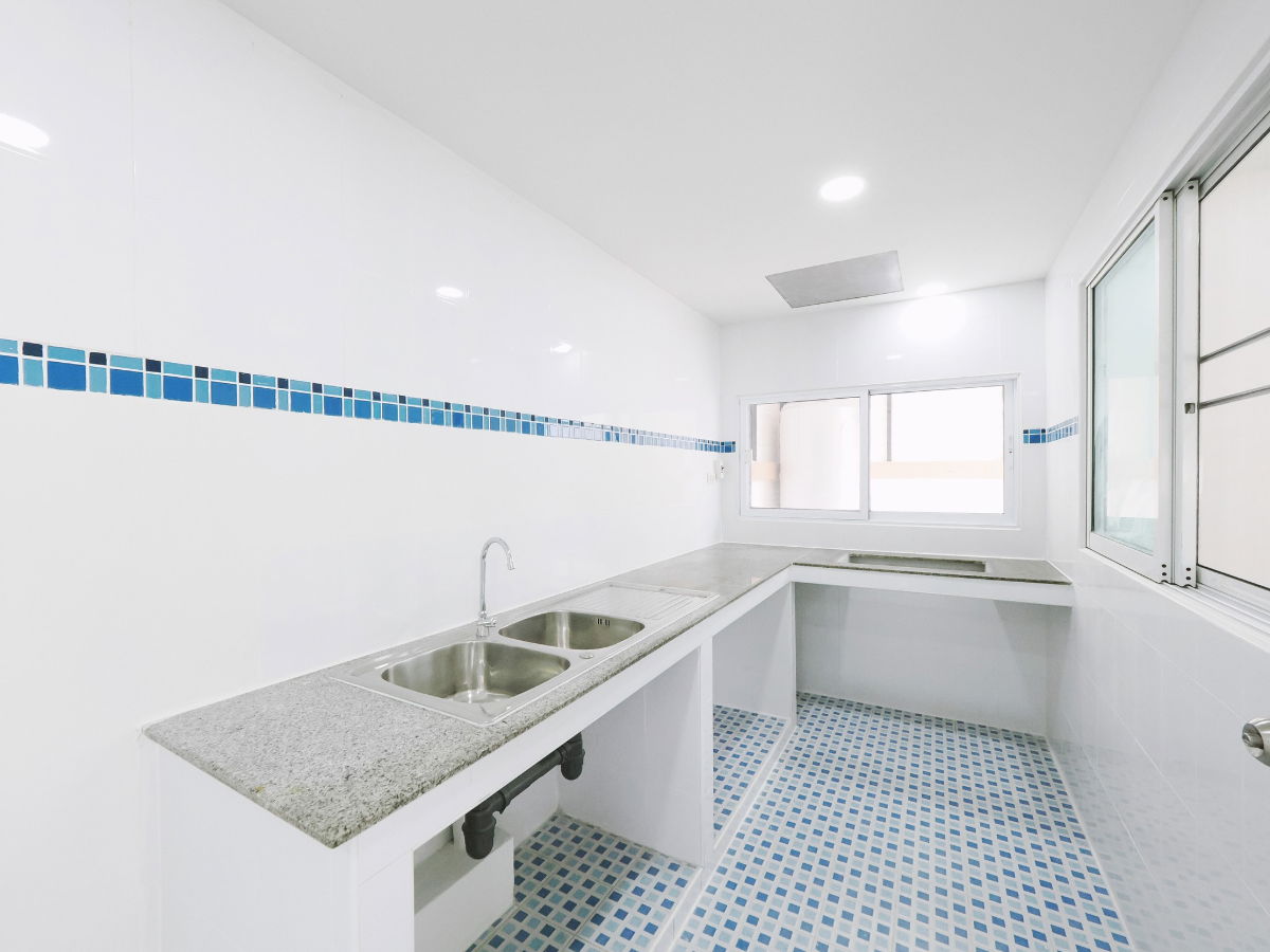 รูป Clearance Sale บ้านเดี่ยว 2 ชั้น ม.กรีนเนอรี่ บาย นิราวิลล์ ขนาด 63.1 ตร.ว. 3นอน 2น้ำ 1ครัว 5 ที่จอดรถ บ้านใหญ่ หลังหัวมุม [เอกชัย-พระราม2] - รูปที่ 12/27