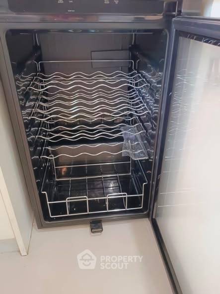 picture 3-BR Condo at Wyndham Jomtien Pattaya close to Pattaya (ID 2576401) - 2/20