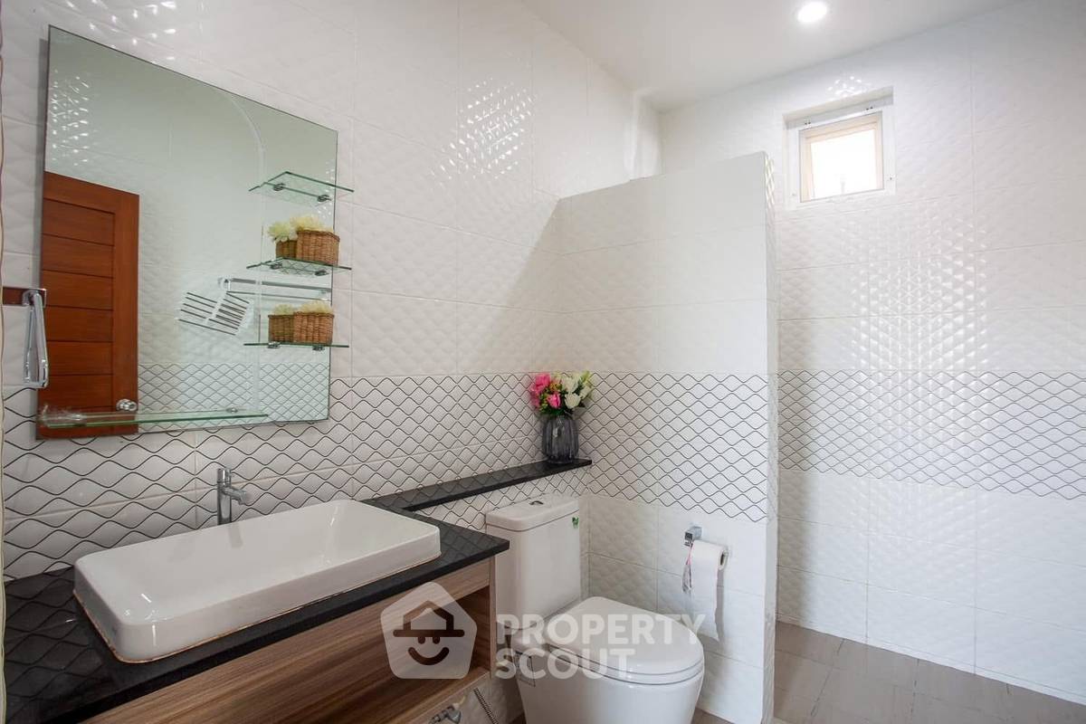 picture 3-BR Condo at Beach 7 Condominium close to Jomtien Beach (ID 2578779) - 32/34