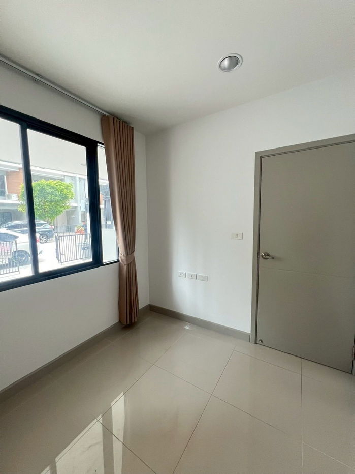 picture Townhome for rent, Premium Place Phaholyothin-Ramintra, affordable price. Interested? Line: @951qfbfi - 9/14