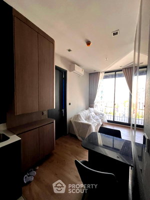 Condos for rent : 1-BR Condo Noble Around Ari, 100m to BTS Ari (ID 1960982)