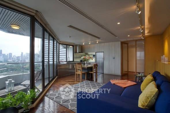picture 2-BR Condo at Lake Avenue Sukhumvit 16 near BTS Asok (ID 2576798) - 4/10