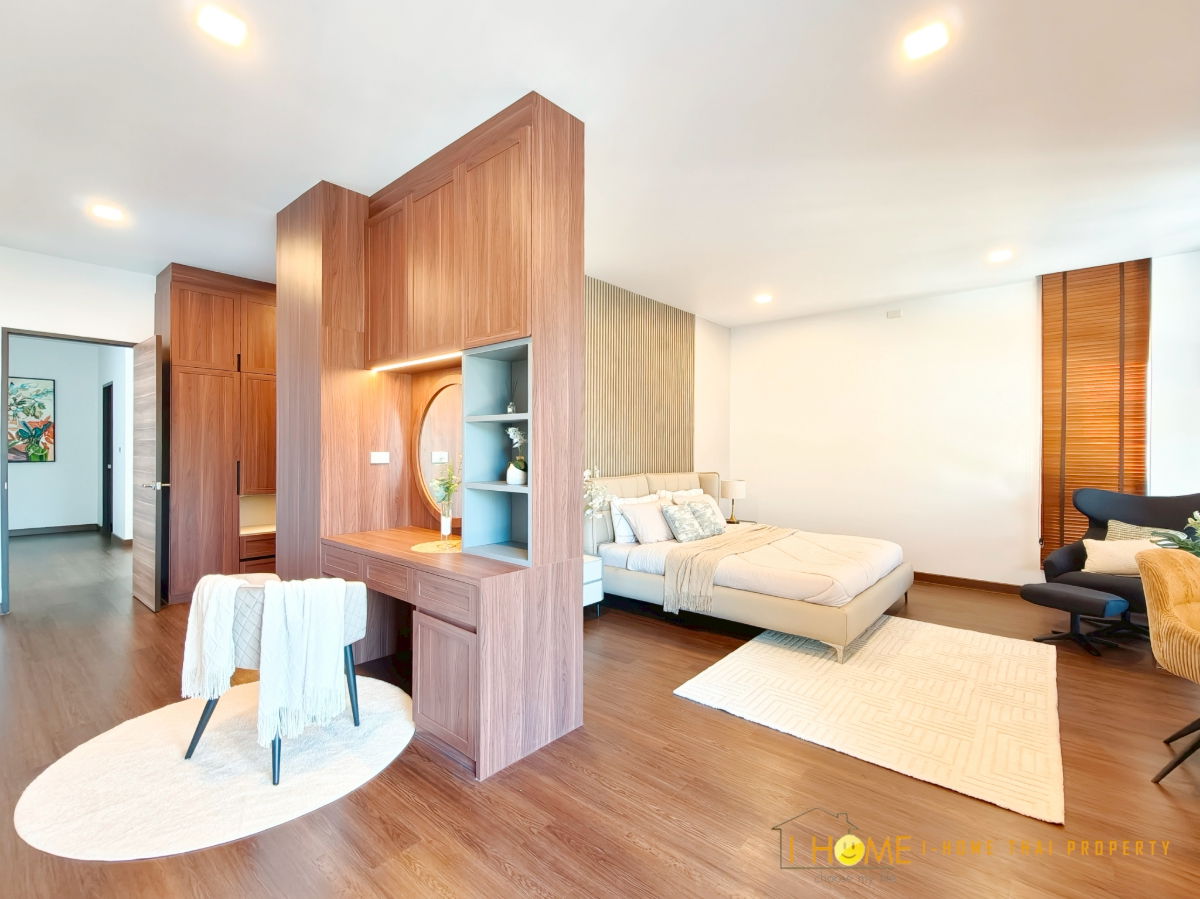 รูป ขาย Premium Pool villa 2 ชั้น 4 ห้องนอน  5 ห้องน้ำ  2 ห้องครัว  2 ที่จอดรถ - รูปที่ 29/66