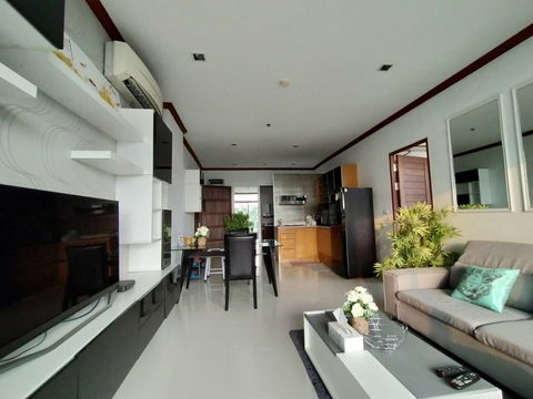 Casalunar Paradiso 2 BEDROOM CORNER (rent) 23,000Baht/month bangsaen chonburi