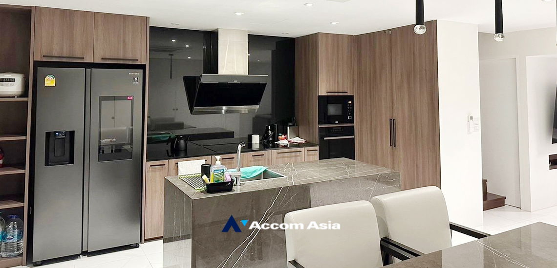 picture 🔼🔽 AccomA 📩 3 BR Townhouse in Chong Nonsi (AA34274) - 4/11