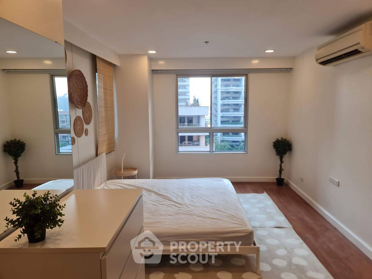 picture 2-BR Condo at Condo One X Sukhumvit 26 near BTS Phrom Phong (ID 2579626) - 5/10