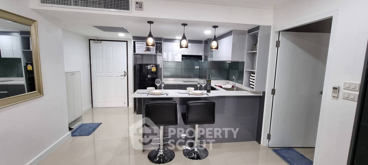 picture 1-BR Condo at Omni Tower near BTS Nana (ID 2576941) - 8/10