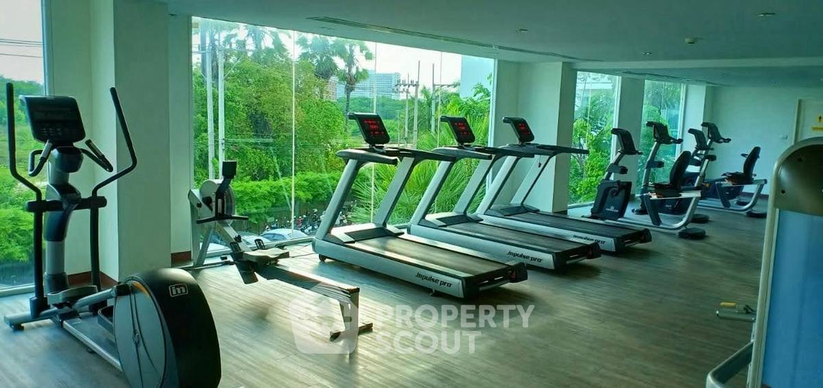 picture 2-BR Condo at Amazon Residence Pattaya Condominiums close to Pattaya (ID 2578909) - 3/18