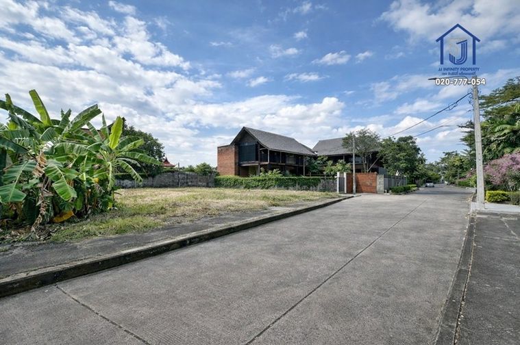 Land for sale, 165 sq wah, Suan Luang