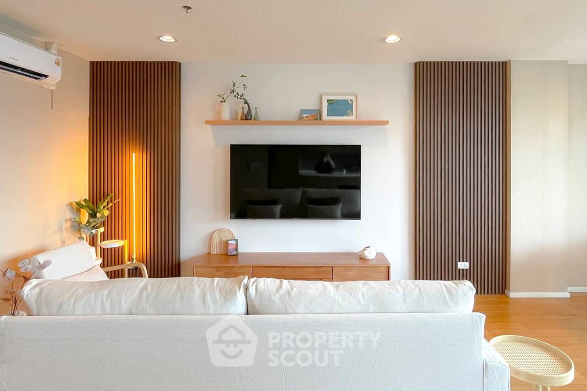 picture 2-BR Condo at Villa Sikhara Condominium close to Phrom Phong (ID 2576550) - 7/10