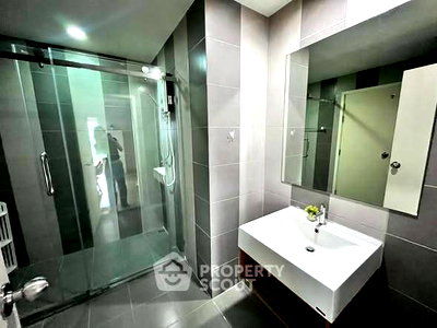 Condos for sale : 2-BR Condo at Motif Condo Wongwian Yai-Talat Phlu near BTS Pho Nimit (ID 2576749)