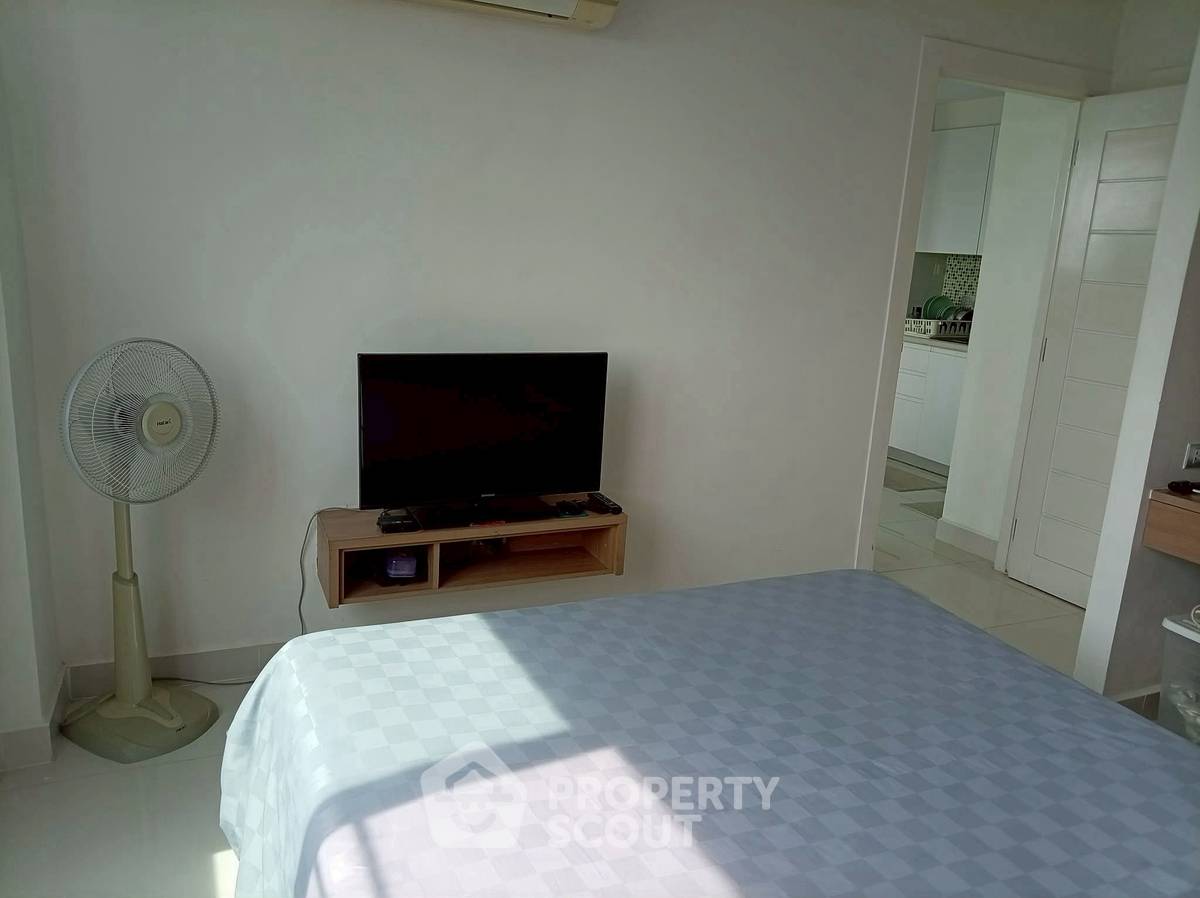 picture 2-BR Condo at Amazon Residence Pattaya Condominiums close to Pattaya (ID 2578909) - 16/18