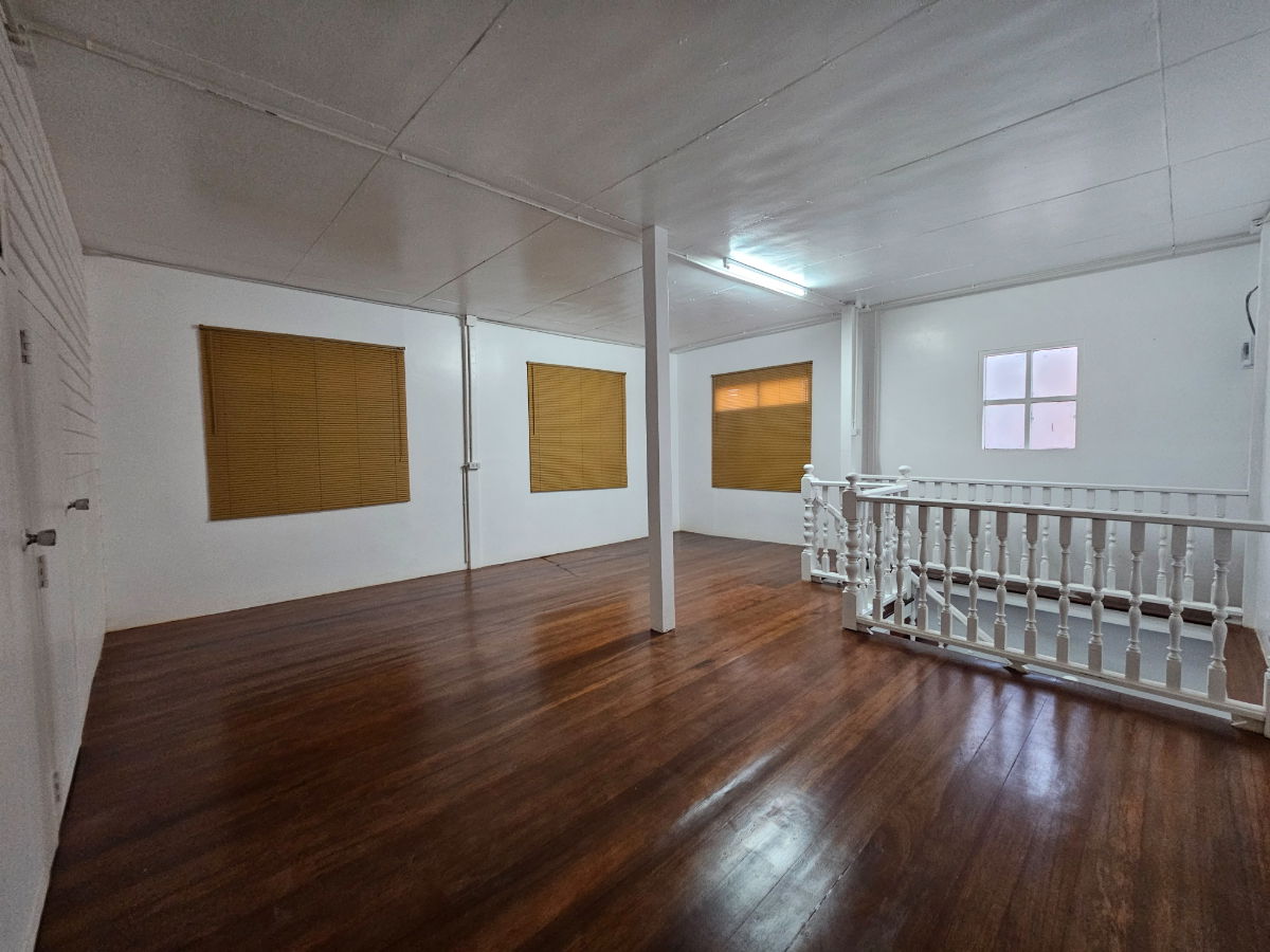 picture Homewhitenearmrtbangkeapetkasemroad - 5/34