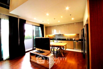 Condos for sale Phrom Phong : 3-BR Condo at Noble Remix near BTS Thong Lor (ID 696360)