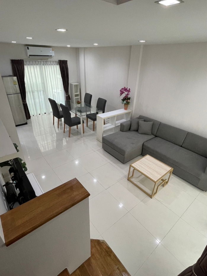 picture For rent townhome Chokchai 4 Latphrao - 2/10