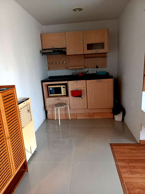 เช่าคอนโด เมเจอร์ ฮอลลีวูด รามคำแหง : เช่าถูก เลี้ยงสัตว์ได้ เช่าด่วน ต่อราคาได้