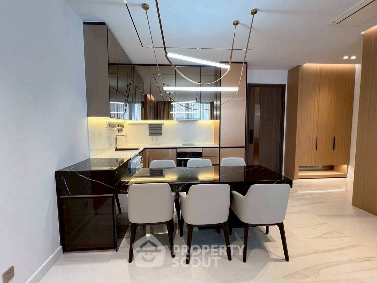 picture 2-BR Condo at Supalai Icon Sathon near MRT Si Lom (ID 2581304) - 1/8