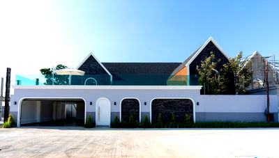 Houses for sale Chonburi : Luxury Pool Villa for Sale in Pattaya - European-Style starting 3 bedroom!