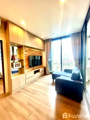 เช่าคอนโด เขตพระโขนง : คอนโดให้เช่า 2 ห้องนอน ในโครงการ วิสซ์ดอม เอสเซ้นส์ 1710002