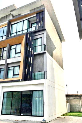 ทาวน์โฮมให้เช่า : ให้เช่าอาคารพาณิชย์ โกลเด้น บิส บางนา-กิ่งแก้ว (Golden Biz Bangna-Kingkaew)  ถนนกิ่งแก้ว บางพลี