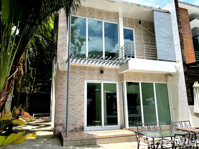Houses for sale Kathu Phuket : 3 Bedroom House for sale at Green Hills Villa  1159170