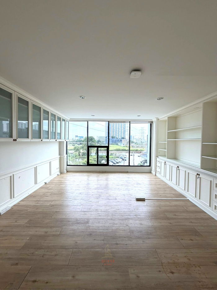 picture RB010126 For rent: 5-story office building, fully furnished, in the Pattanakarn area. Suitable for offices or studios. - 8/24