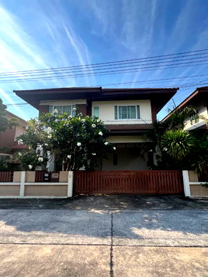 เช่าบ้านเดี่ยว ชลบุรี : ให้เช่าบ้านเดี่ยว ม.สามมุขวิลเลจ บางแสน ชลบุรี