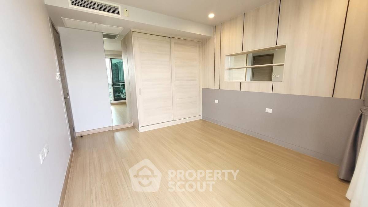 picture 2-BR Condo at Supalai Riva Grande close to Phra Ram 3 (ID 1871641) - 10/17