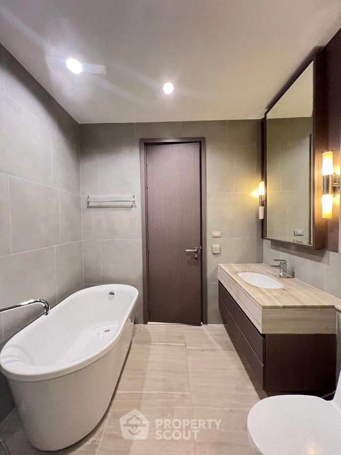 picture 2-BR Condo at The Diplomat Sathorn near BTS Surasak (ID 2454854) - 18/20