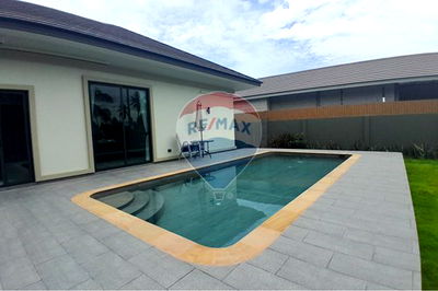 ขายบ้านเดี่ยว : [920471017-317] วิลล่าสระว่ายน้ำส่วนตัวพร้อมสวนสวยใน Amarin Pool Villa