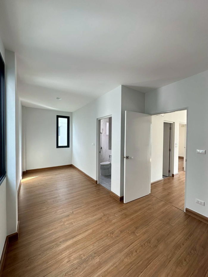 รูป 🏡ขายบ้านแฝด3ชั้น พร้อมอยู่ โครงการบ้านกลางเมือง ดิอีดิชั่น ศรีนครินทร์ - สวนหลวง 🏡 - รูปที่ 14/17