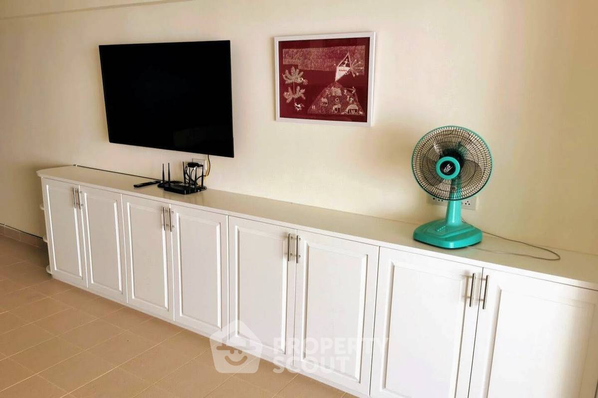 picture 1-BR Condo at Sunshine Beach Condotel close to Pattaya (ID 1824268) - 4/29