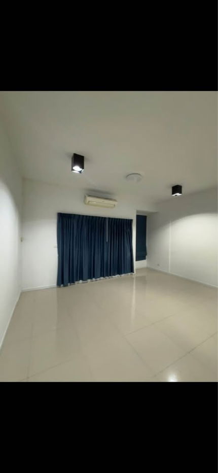 รูป HR3209Commercial Space for Rent | Prime Location ลำลูกกา คลอง 3อาคารพาณิชย์ 3 ชั้น ดีไซน์ทันสมัย | หน้ากว้าง 5 เมตร | ติดถนนหลักทางเข้าชุมชนใหญ่ - รูปที่ 10/15