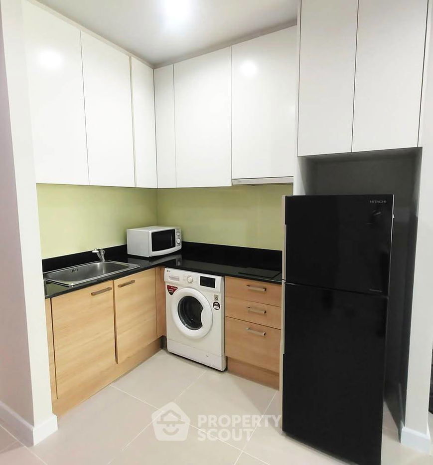 picture 1-BR Condo at Circle Condominium near MRT Phetchaburi (ID 2582572) - 8/10