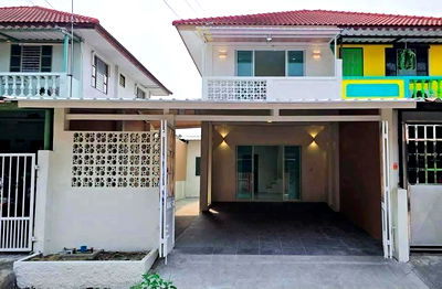 ทาวน์โฮม กรุงเทพมหานคร : 🏠 ขายบ้าน : Pra - Pin 4 Phetkasem 81 (พระปิ่น 4 เพชรเกษม 81)   รหัสทรัพย์ | 📌 LNP-H777