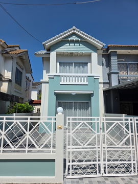 SF139 For Sale: Poonsinthani 3 Romklao Village, Corner House🥇 Spacious and Airy