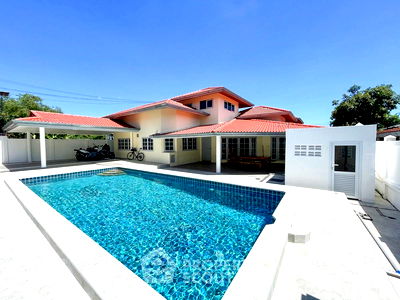 Houses for rent Sattahip Chonburi : 4-BR Villa in Na Chom Thian (ID 2133141)