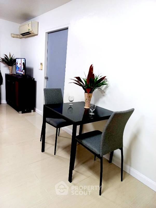 picture 2-BR Condo at Condo One Siam Condominium near BTS National Stadium (ID 813812) - 2/11
