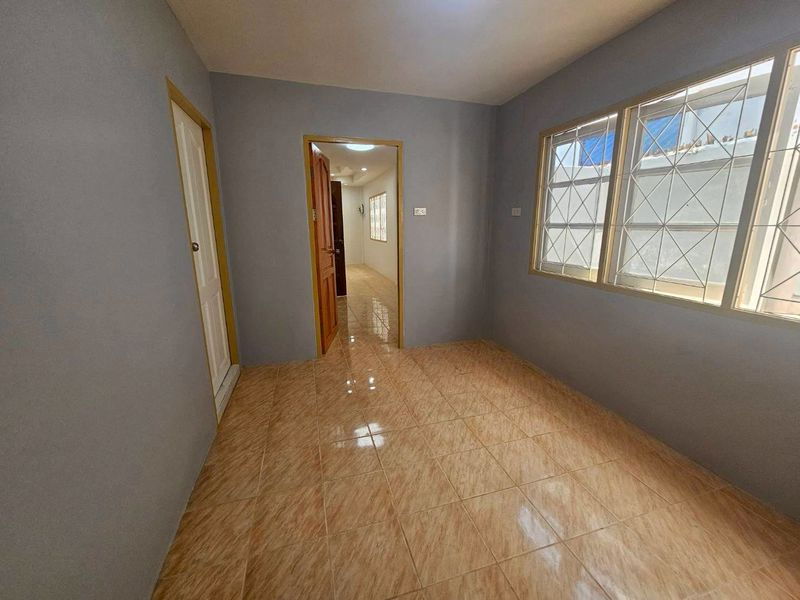 รูป ให้เช่าบ้านเดี่ยวรีโนเวทใหม่ อ่างศิลา ชลบุรี - รูปที่ 11/15