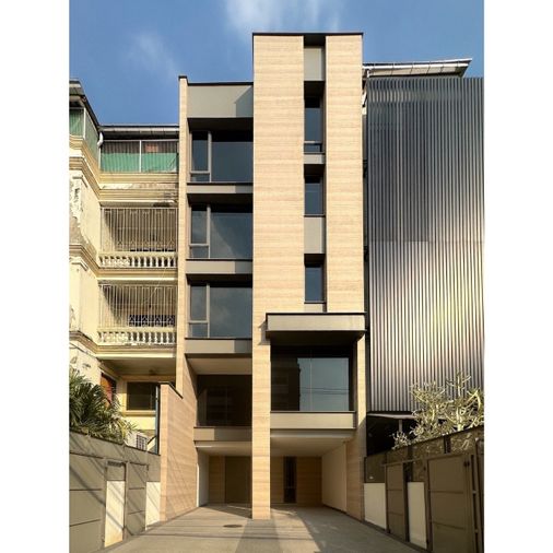 R015 🔥 ขาย Townhome / Home Office ระดับ Luxury ใจกลางสุขุมวิท ซอยปรีดี 14 ตอบโจทย์ทั้งการอยู่อาศัยและทำธุรกิจ เพียง 32.9 M