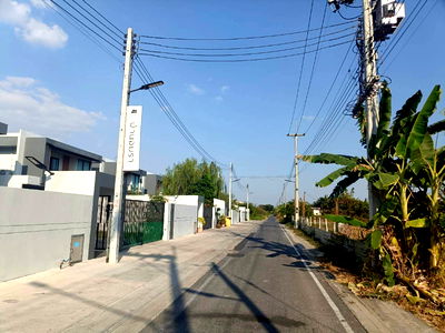 Land for sale Rangsit-Nakhon Nayok 4 : Land for Sale (Filled Land) – Khu Khot, Khlong Song, Lam Luk Ka, Pathum Thani Land area: 390 square wah