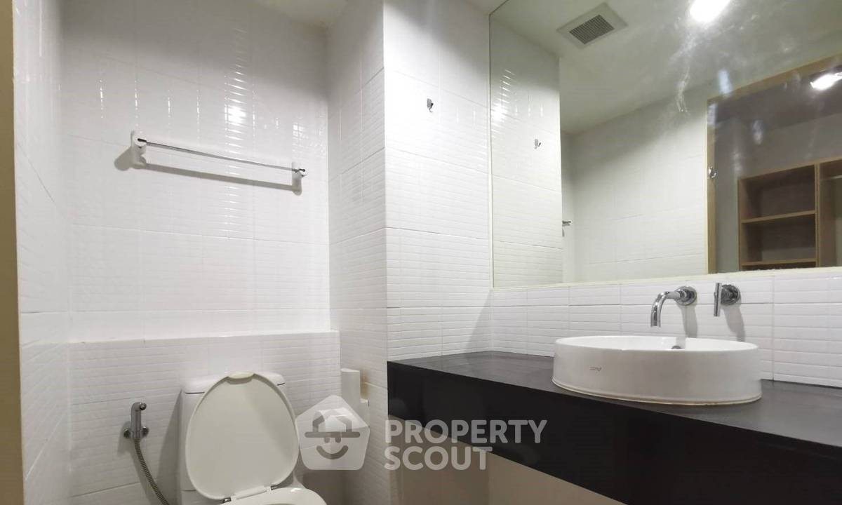 picture 1-BR Condo at Ideo Ladprao 17 near MRT Ratchadaphisek (ID 995460) - 11/13