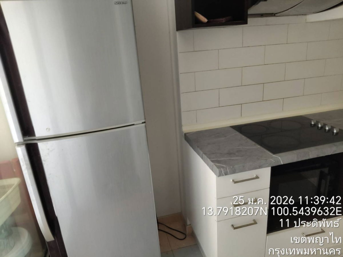 picture 3-Bedroom Condo for Rent, 90 sqm, 27,000 THB/month. Lumpini Place Phahol-Sapankhwai, near BTS Sapankhwai. - 1/16