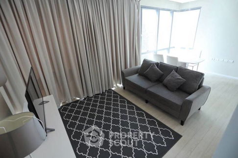 2-BR Condo at The Room Sukhumvit 21 near MRT Sukhumvit (ID 2475643)