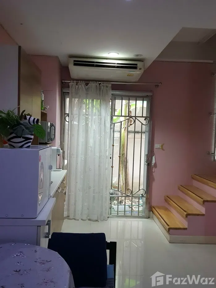 picture Chic Charmer: Find a Magical Blend of Convenience and Comfort in This Sathorn-Narathiwas Townhouse 1151054 - 2/11