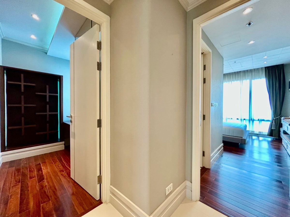 picture FOR SALE!! Starview Condominium, 2bed 2bath 78sqm., B2 position, 7.5ml. - 10/16