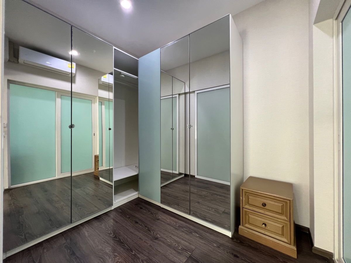 รูป ให้เช่า บ้านเดี่ยว มัณฑนา บางนา กม.7 รีโนเวทใหม่ สภาพดีมาก 4 ห้องนอน มีสวนกว้าง - รูปที่ 17/25